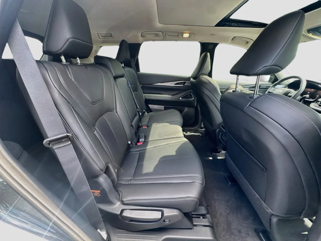 New 2027 GRAPHITE SHADOW INFINITI Luxe FWD image 30