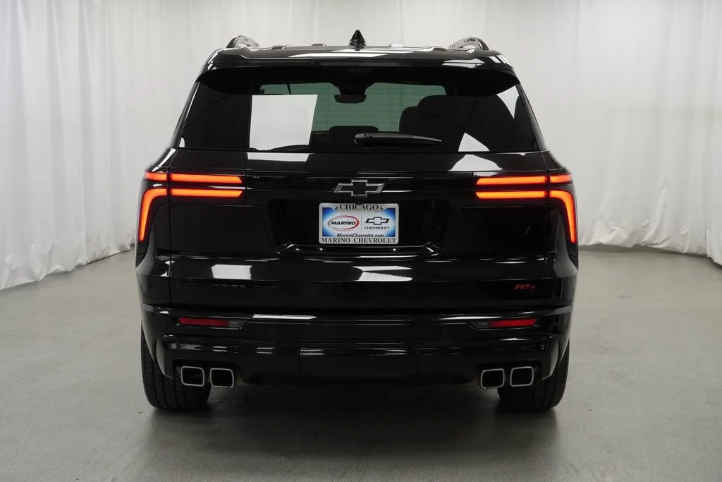 Used 2024 Mosaic Black Metallic Chevrolet RS image 39