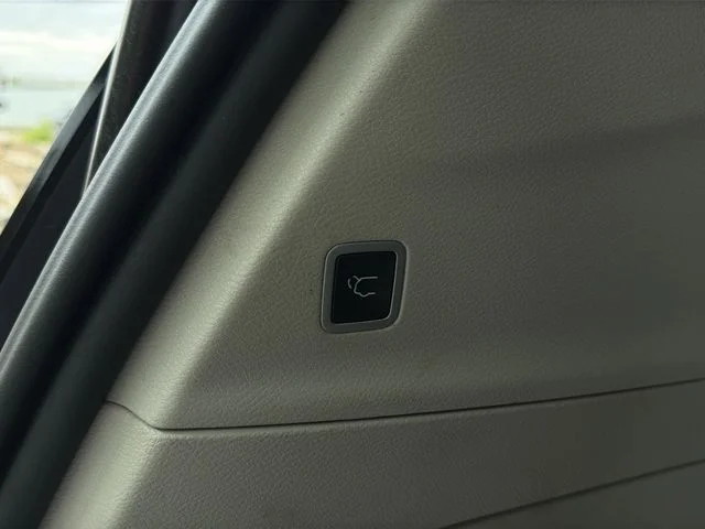 Used 2023 White Chrysler Touring L image 37