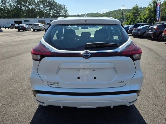 Used 2024 White Nissan SV image 7