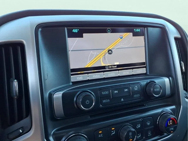 Used 2017 Black GMC SLE image 22