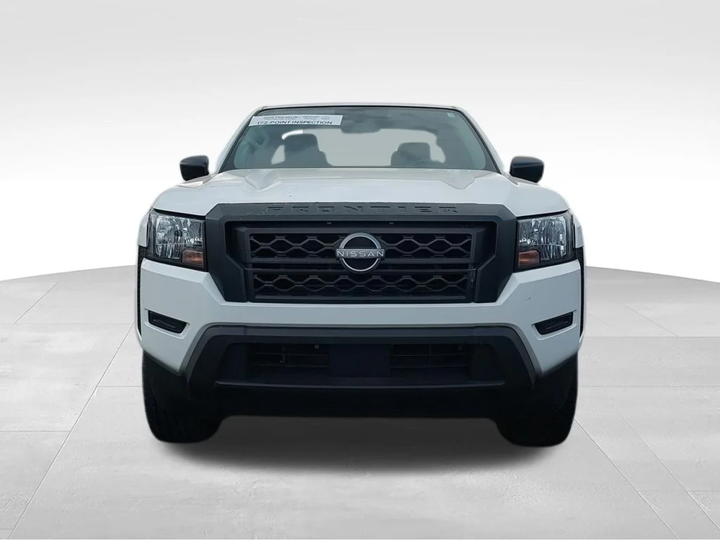 Used 2024 White Nissan S image 4