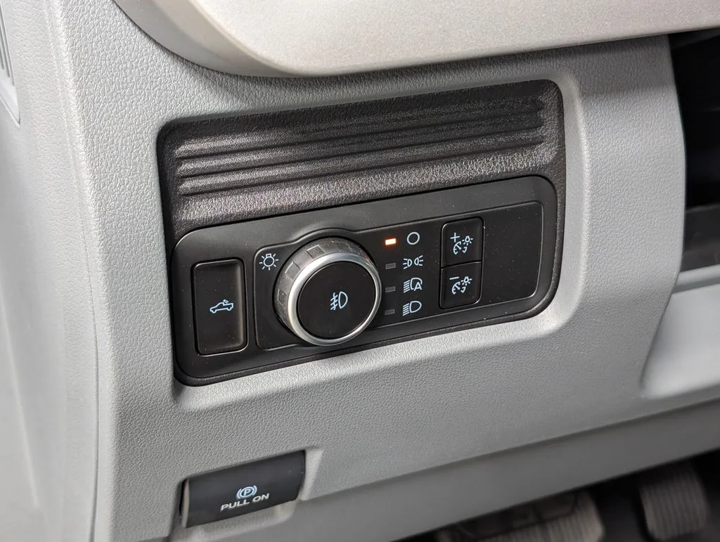 New 2026 Oxford White Ford F-250® XL image 11