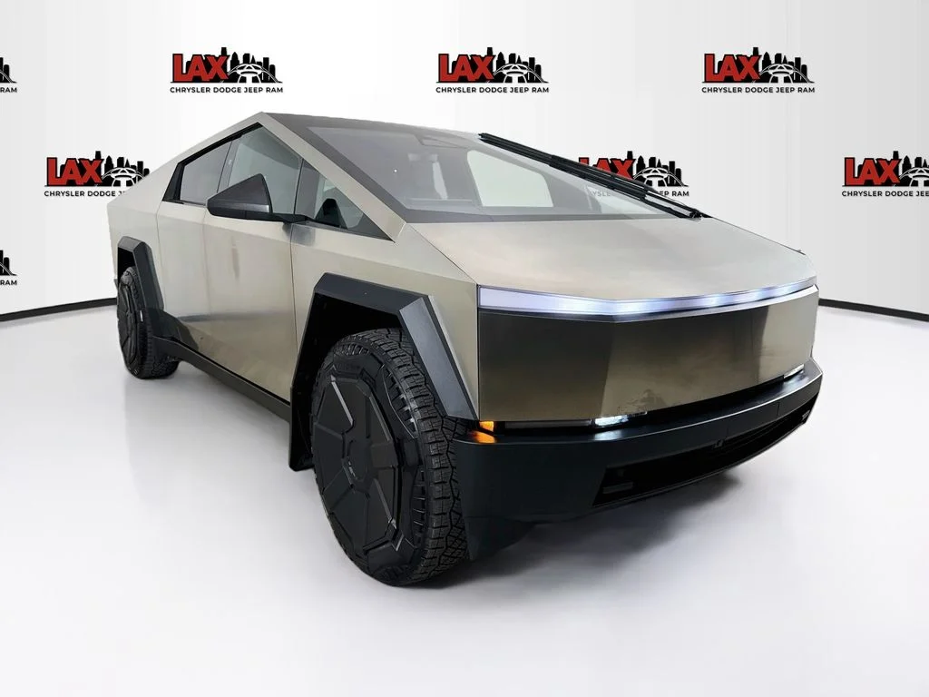 2025 Tesla Cybertruck