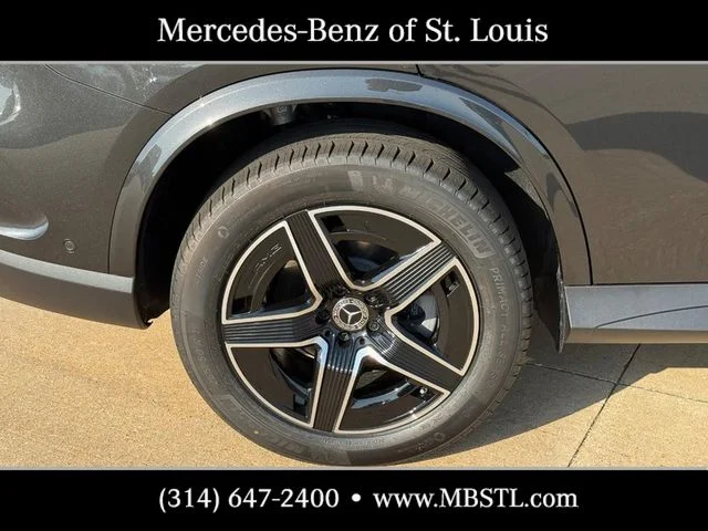New 2027 Graphite Grey Metallic Mercedes-Benz GLC 300 image 6