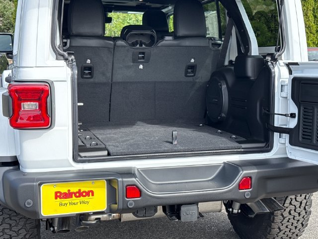 New 2026 Bright White Clear-Coat Exterior Paint Jeep Moab 392 image 23