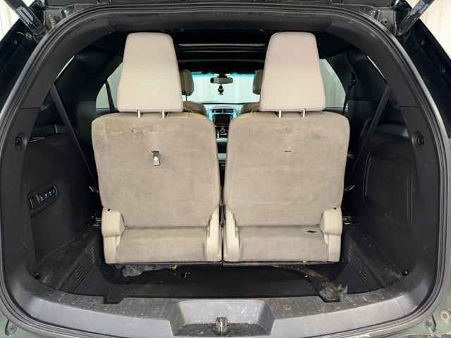 Used 2013 Green Ford Limited image 21