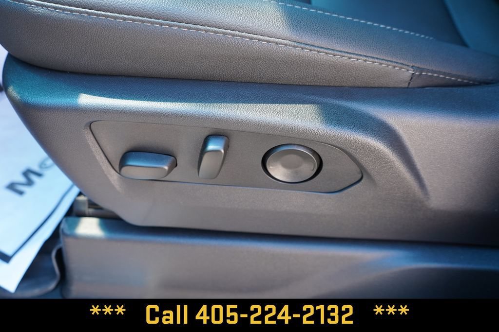 New 2026 Special Exterior Color Chevrolet LT image 19