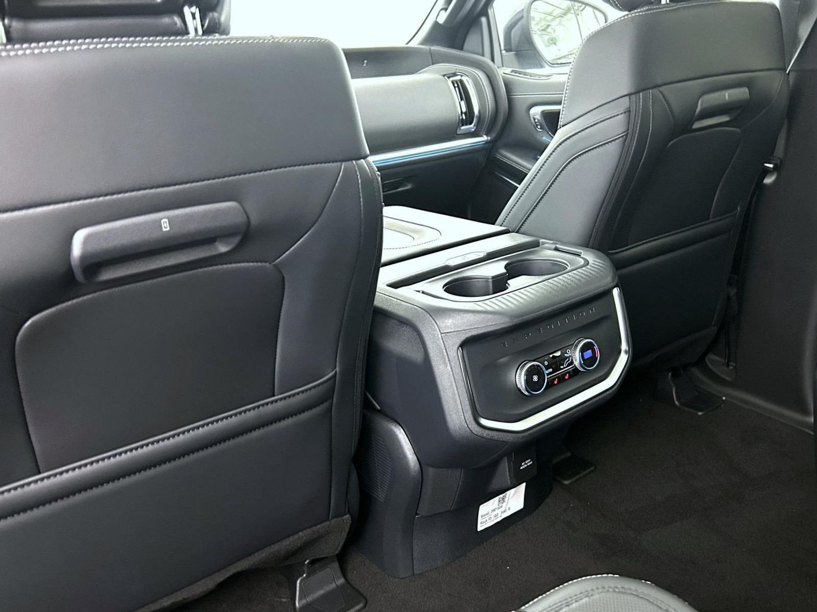 New 2027 Glacier Gray Metallic Tri-Coat Ford Platinum image 24