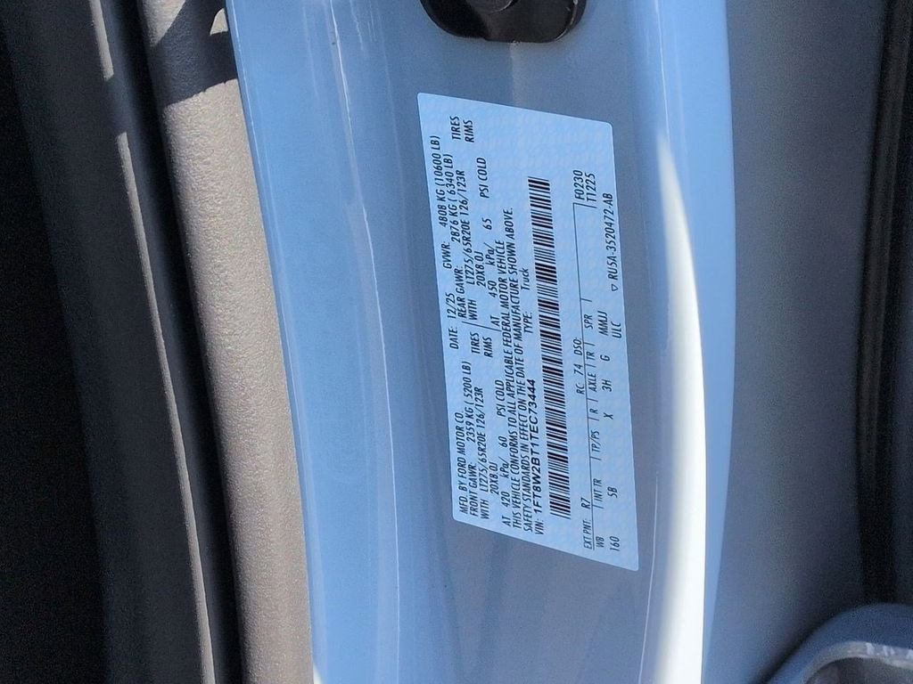 New 2026 Glacier Gray Metallic Tri-Coat Ford F-250® Lariat® image 72