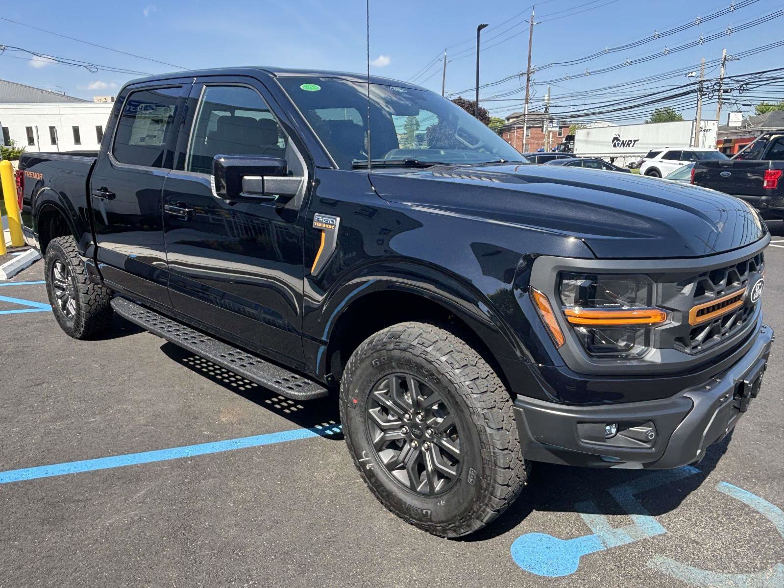 New 2026 Agate Black Metallic Ford Tremor® image 4