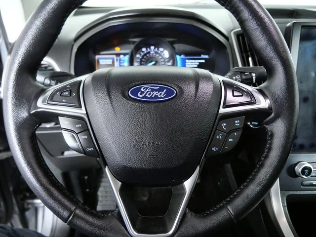 Used 2024 Gray Ford SEL image 19