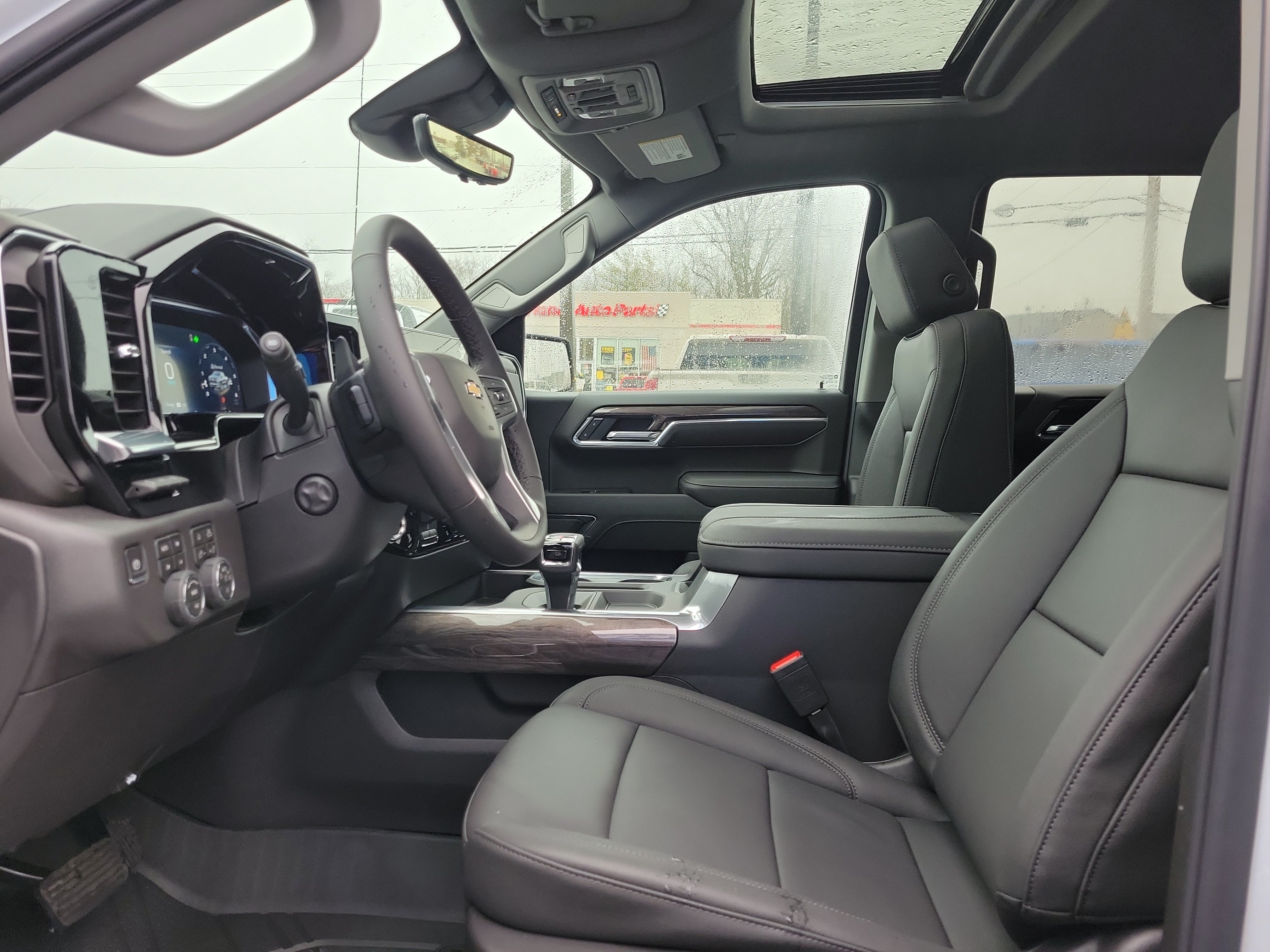 2026 Chevrolet Silverado 1500 LTZ - Photo 15