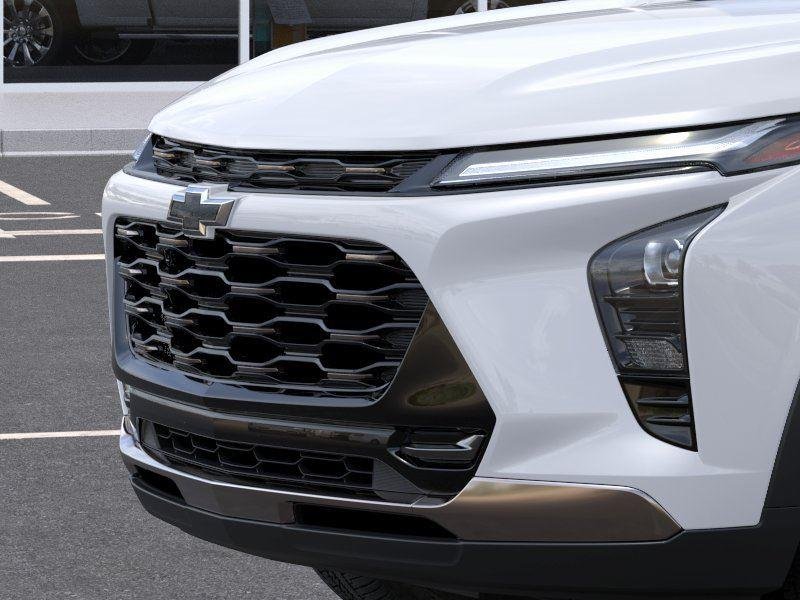 Used 2026 Summit White Chevrolet ACTIV image 13