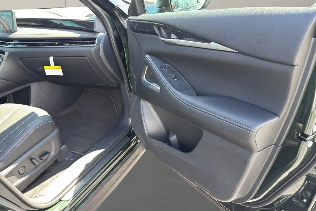 New 2027 DEEP EMERALD INFINITI Sport AWD image 17