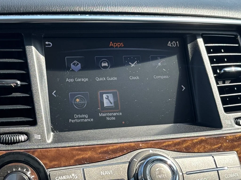 Used 2020 Gray Nissan Platinum image 25