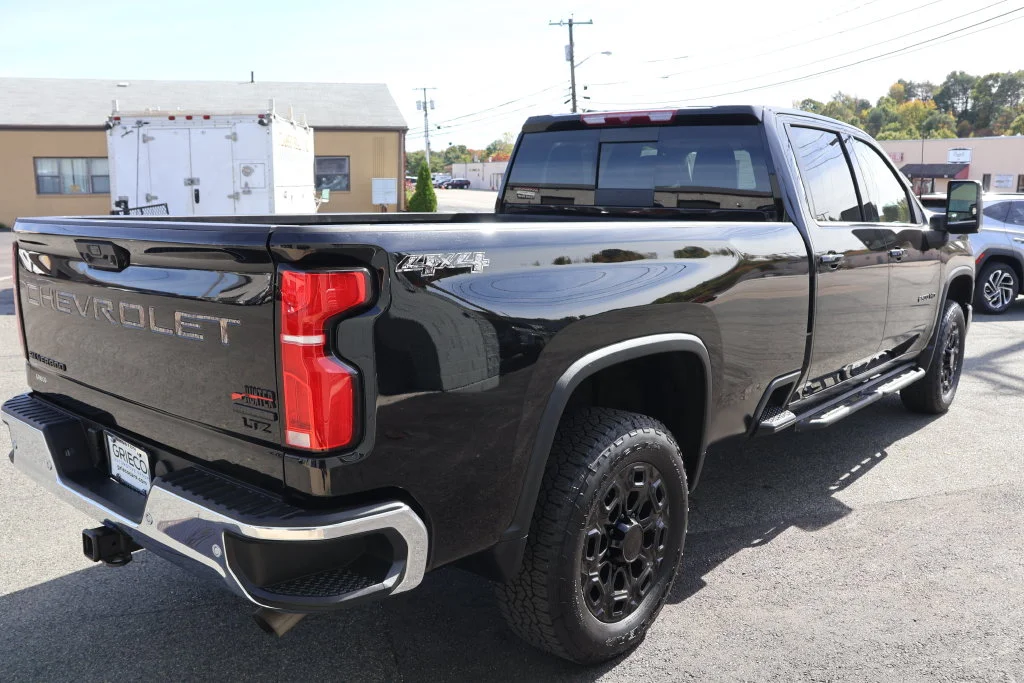 Used 2025 Black Chevrolet LTZ image 8