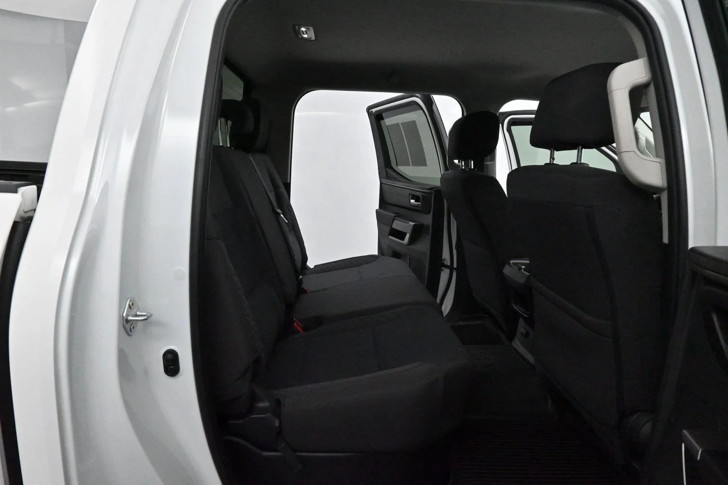 Used 2024 Ice Cap Toyota SR5 image 29