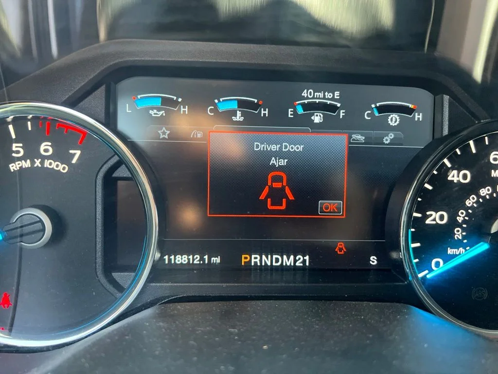 Used 2015 White Ford Platinum image 5