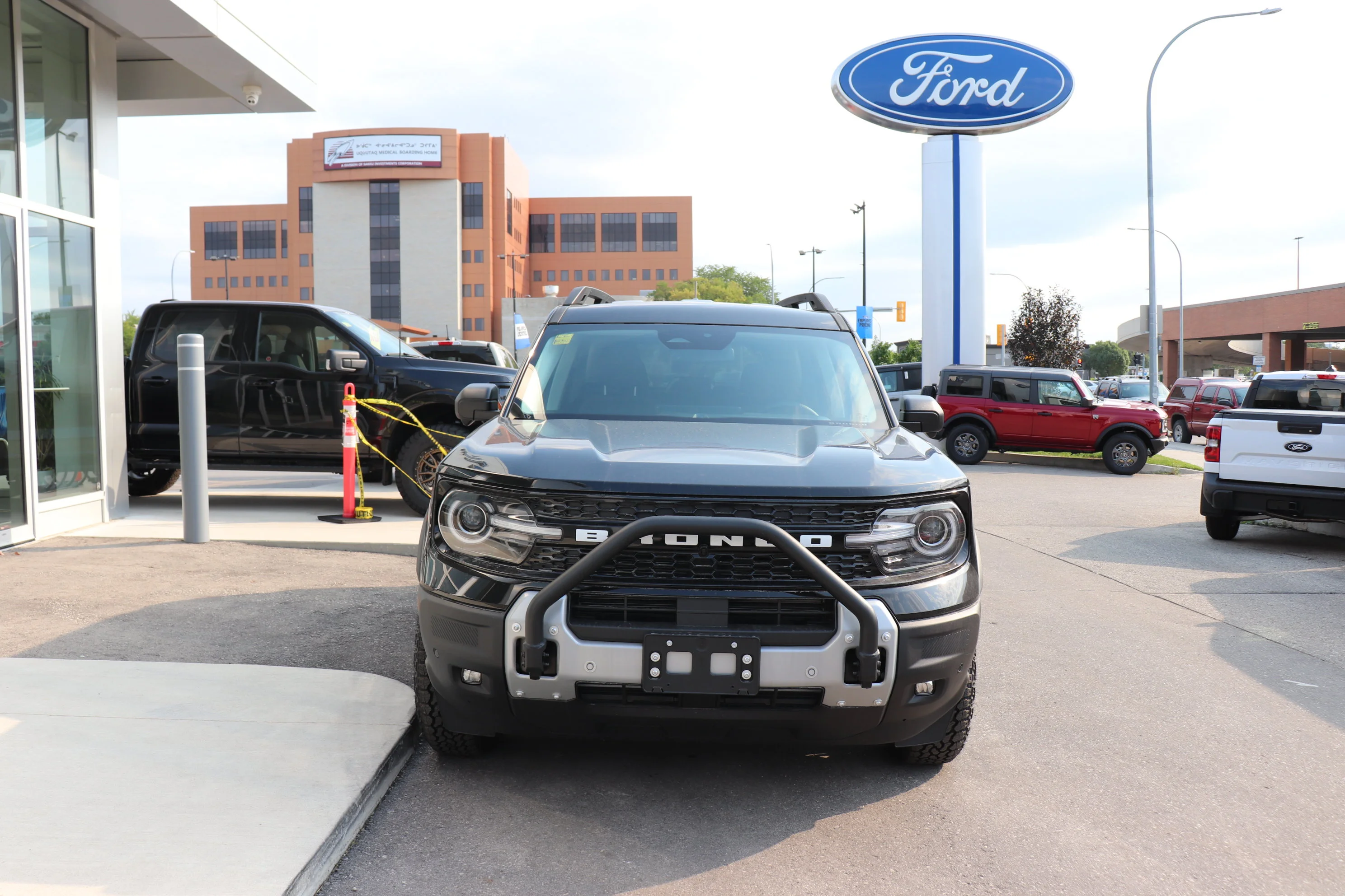 New 2026 SHADOW BLACK Ford Outer Banks image 2