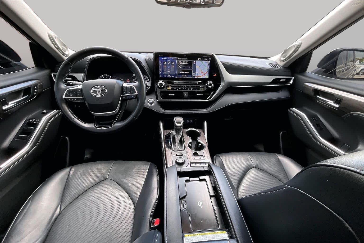 Used 2022 Midnight Black Metallic Toyota Platinum image 16
