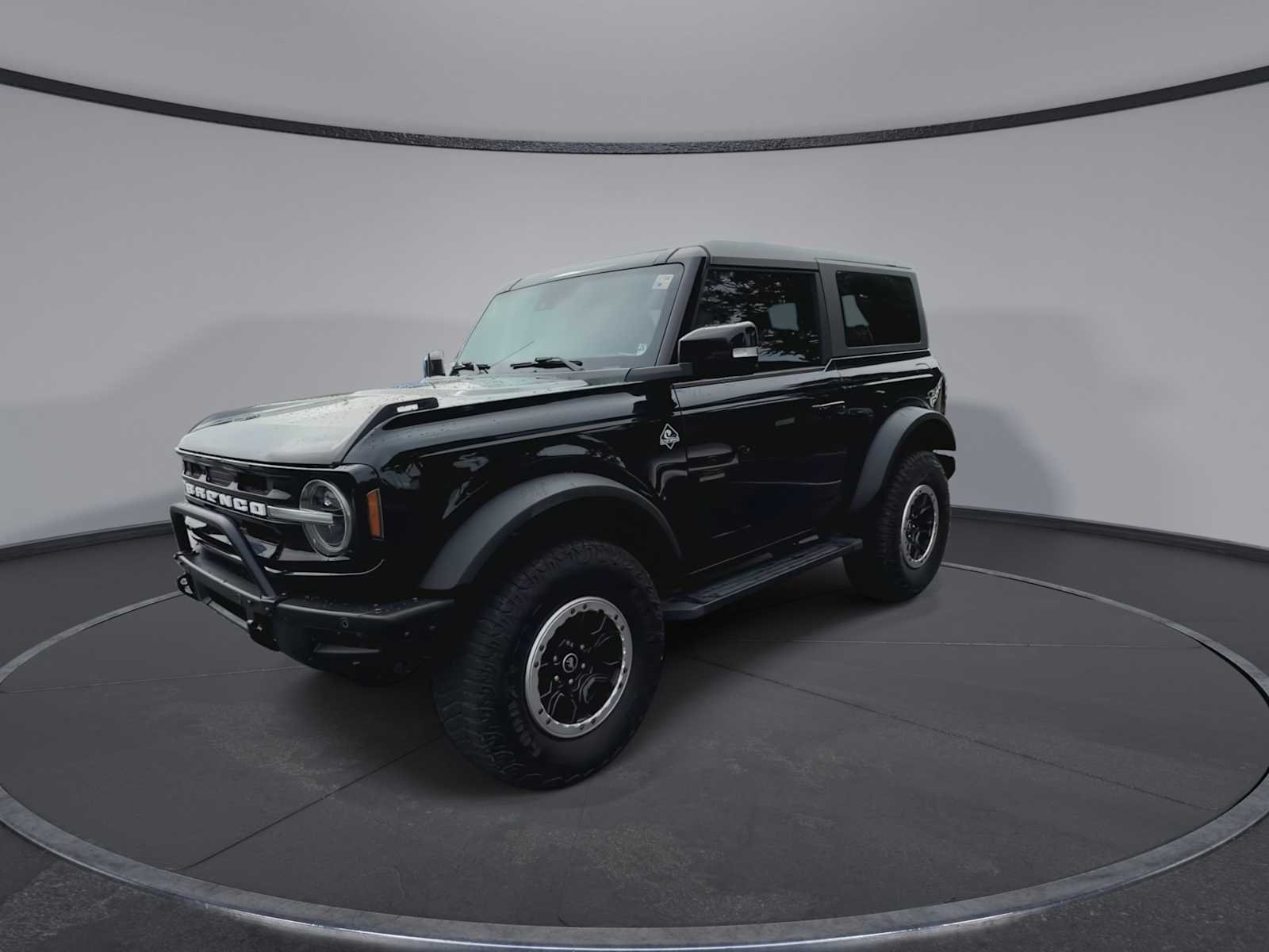 Used 2021 Shadow Black Ford Outer Banks image 4