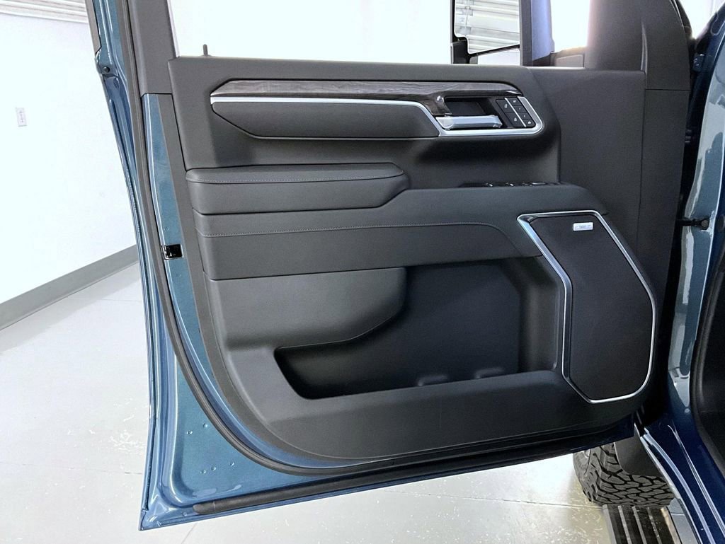 New 2026 Lakeshore Blue Metallic Chevrolet LTZ image 9