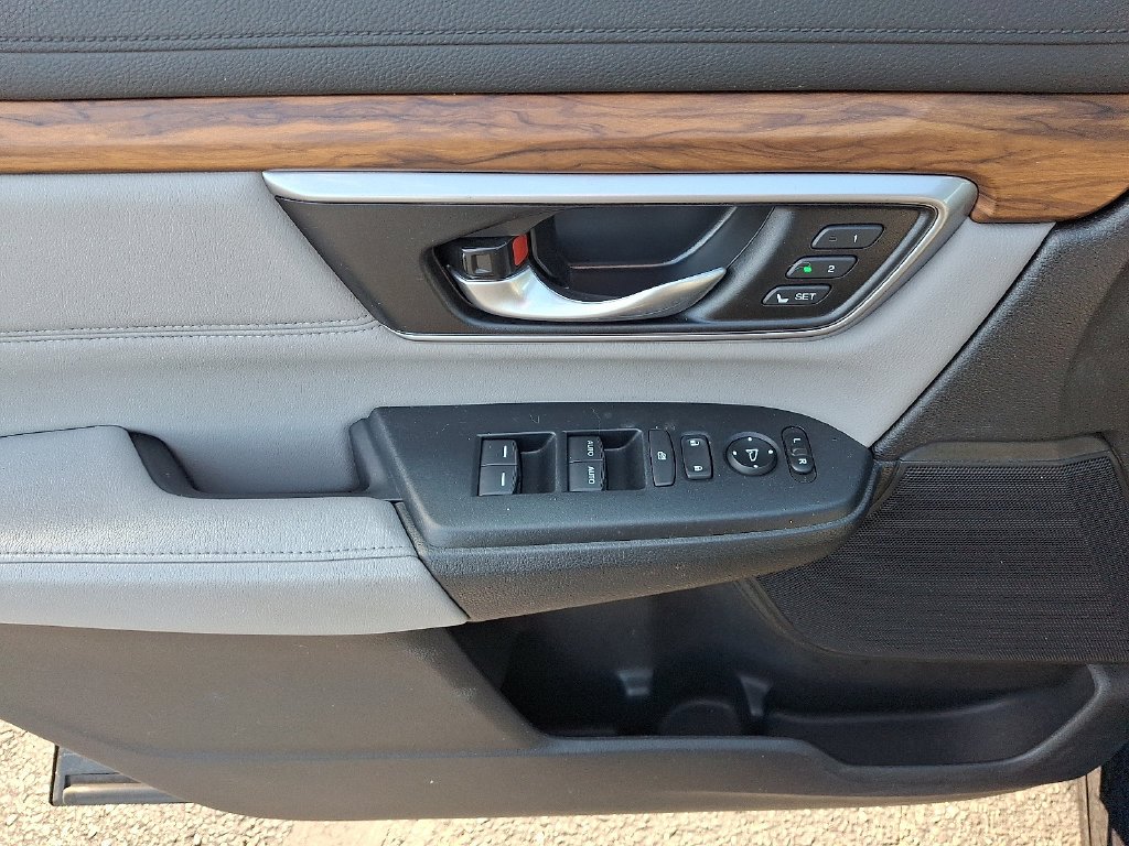 Certified Used 2018 Obsidian Blue Pearl Honda EX-L image 13