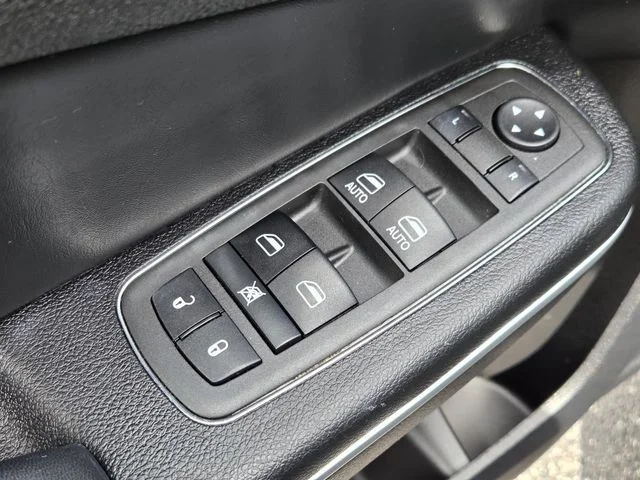 Used 2022 Black Chrysler Touring image 26