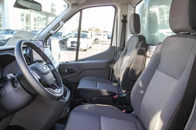 2024 Ford Transit Chassis Cab Base - Photo 50
