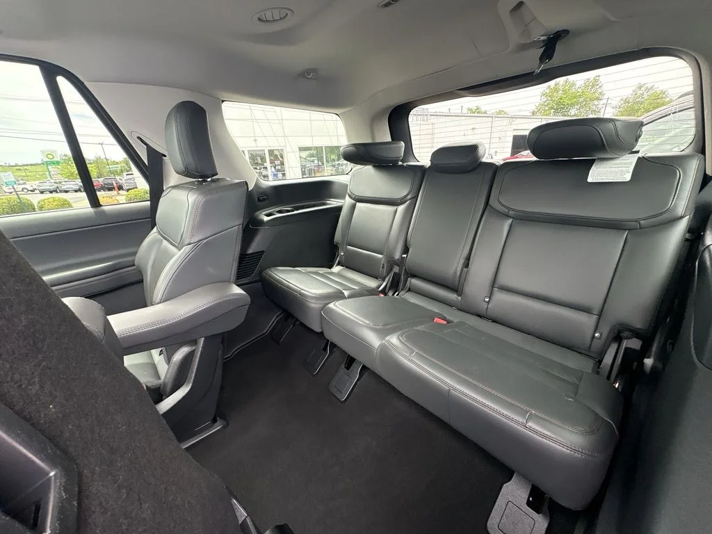 Used 2025 White Ford Active image 25