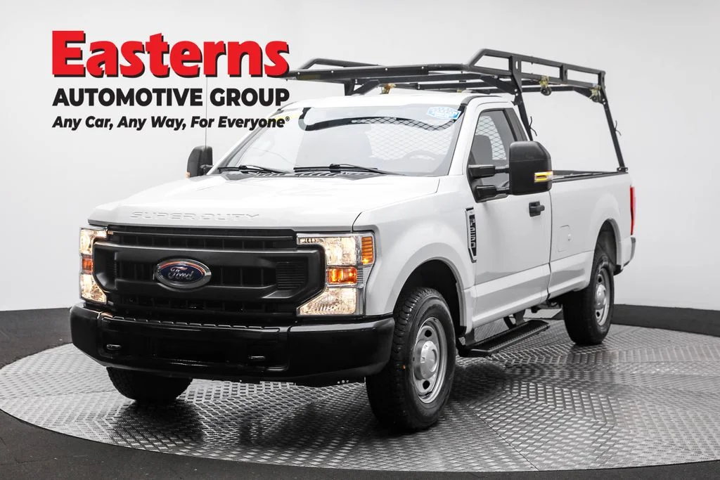 Used 2020 White Ford XL image 1