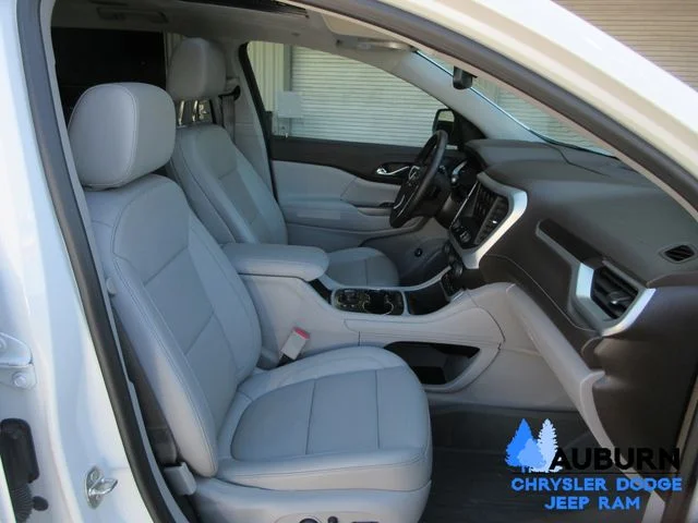 Used 2023 White GMC SLT image 12