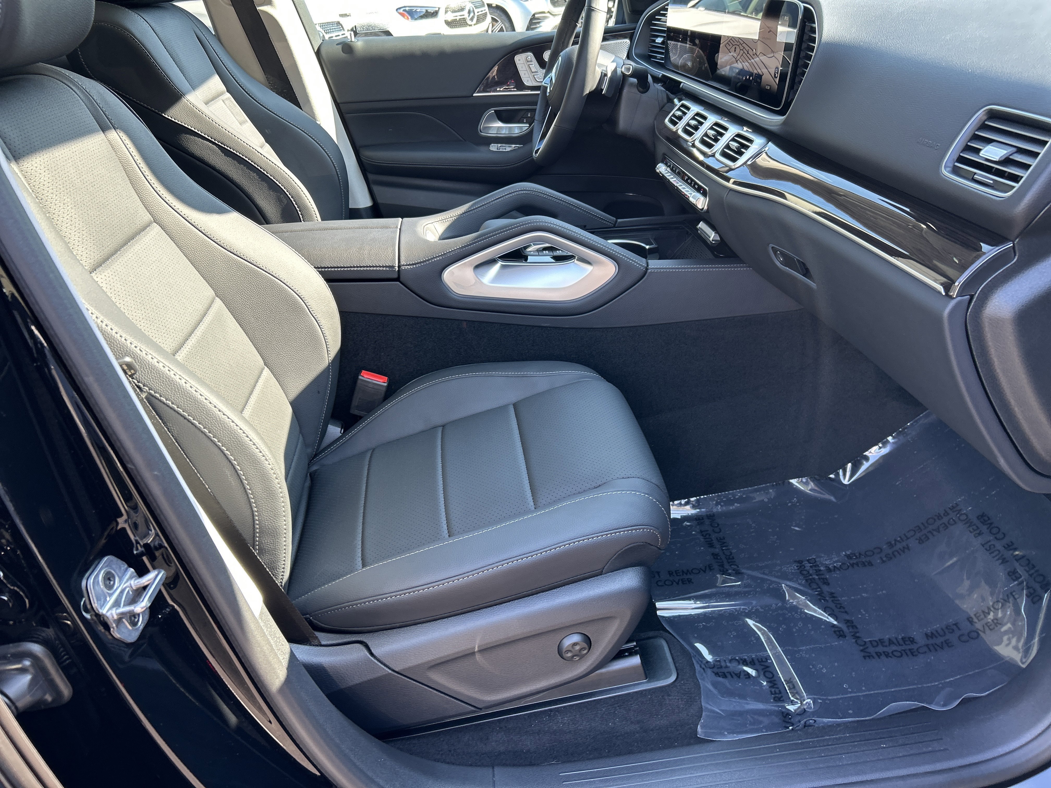 New 2026 Black Mercedes-Benz GLE 450 4MATIC® SUV image 43