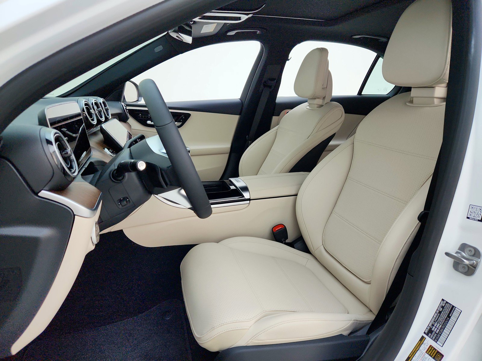 New 2026 Polar White Mercedes-Benz C 300 Sedan image 38