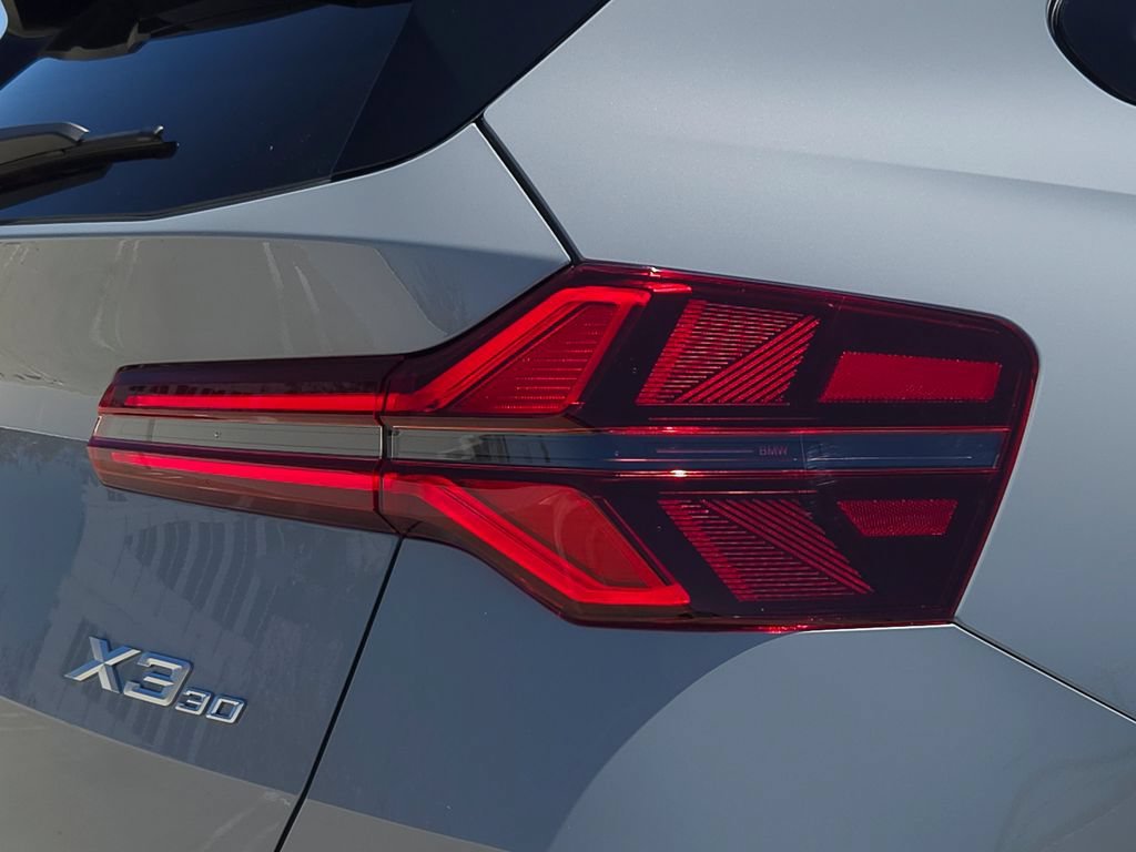 New 2026 Brooklyn Grey Metallic BMW 30 xDrive image 4