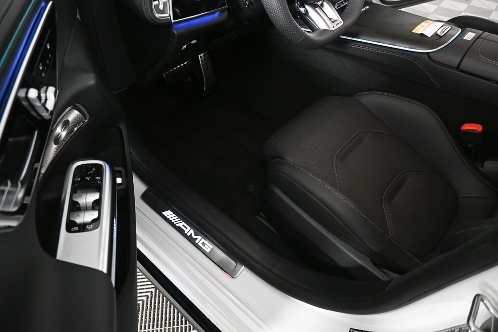 New 2026 MANUFAKTUR Moonlight White Metallic Mercedes-Benz AMG® E 53 E 4MATIC+ Sedan image 7