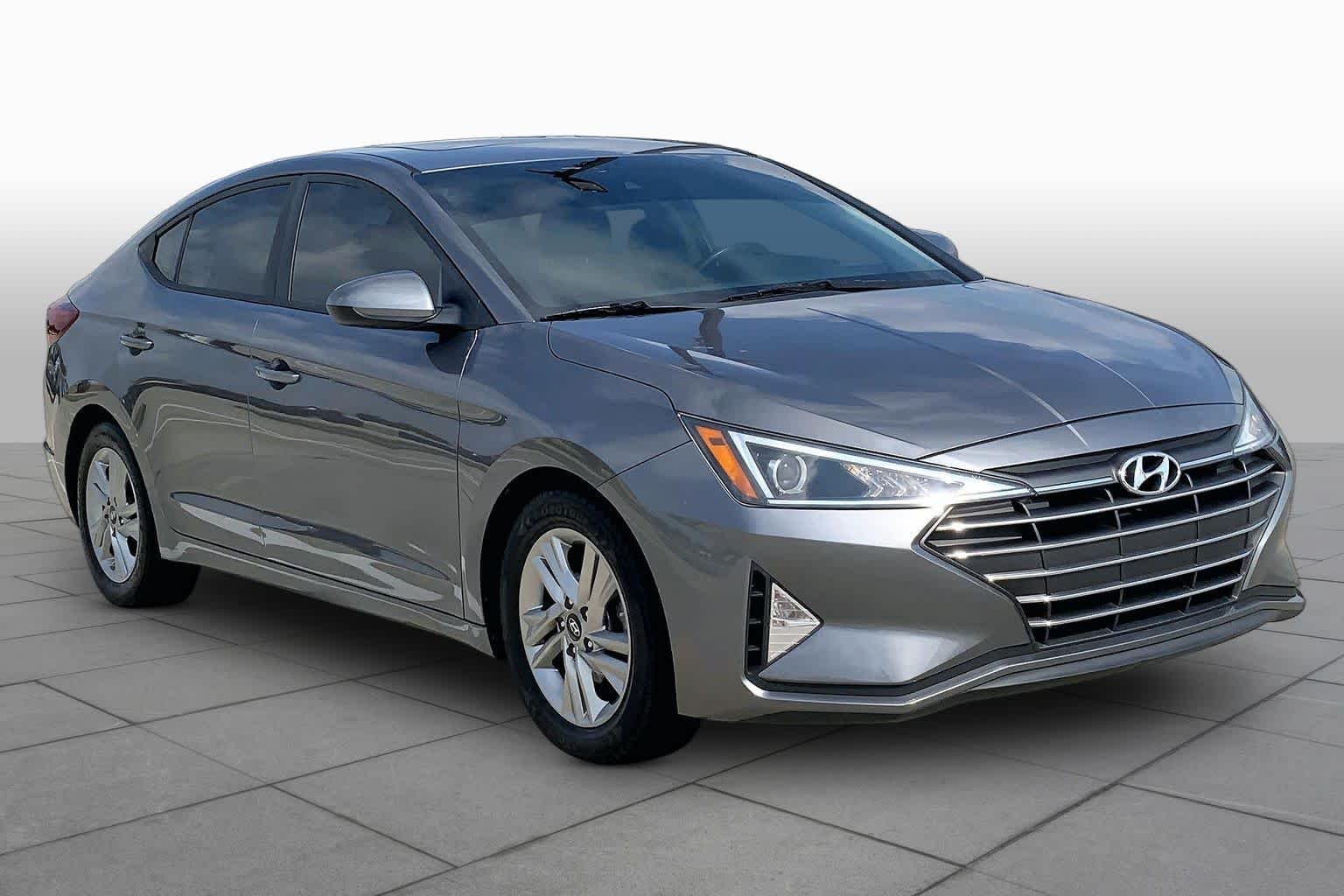 Used 2020 Machine Gray Hyundai Value Edition image 2