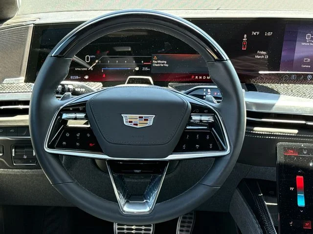 Used 2025 Green Cadillac V-Series image 15