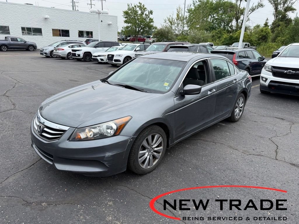 Used 2011 Polished Metal Metallic Honda EX image 1