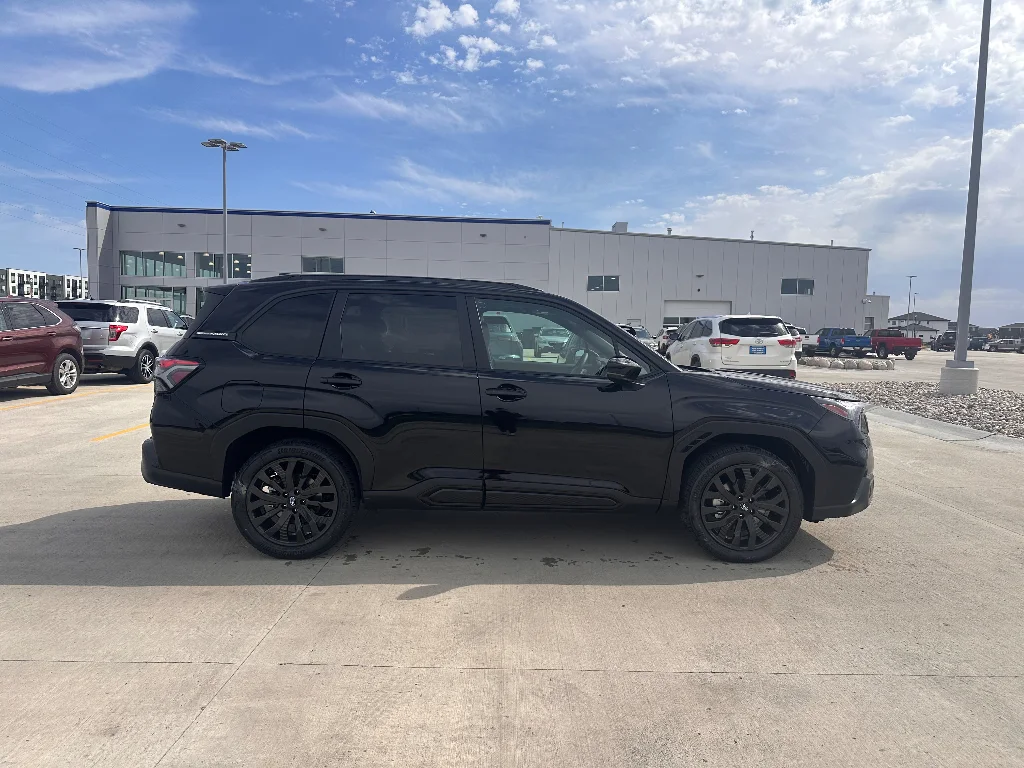 New 2026 CRYSTAL BLACK SILICA Subaru Sport image 4
