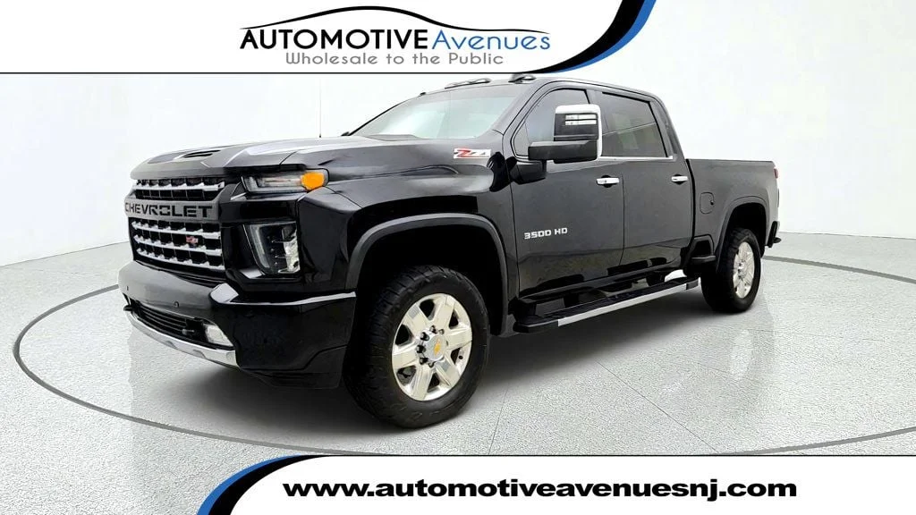 2023 Chevrolet Silverado 3500HD LTZ 4WD photo