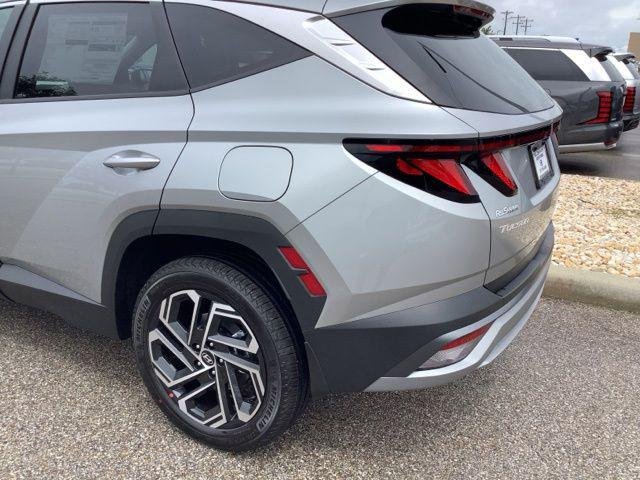 New 2026 Shimmering Silver Hyundai SEL Plus image 31