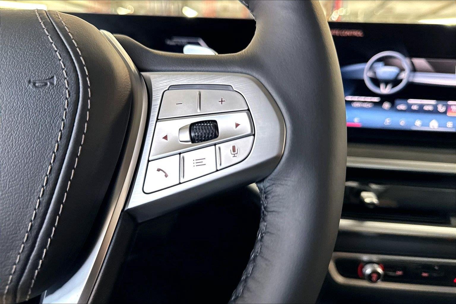 New 2027 Mineral White Metallic BMW xDrive40i image 11