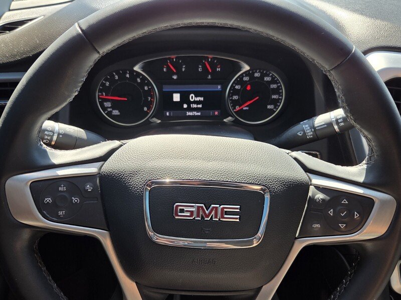 Used 2023 RED GMC FWD 4DR SLT image 20