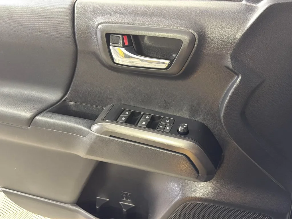 2022 Toyota Tacoma TRD Sport - Photo 26