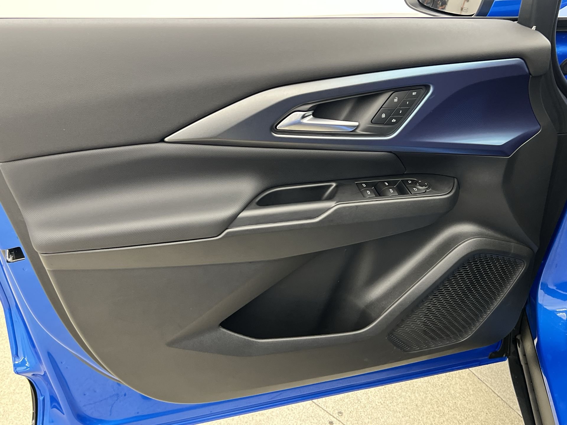 2026 Chevrolet Equinox EV 2LT - Photo 64