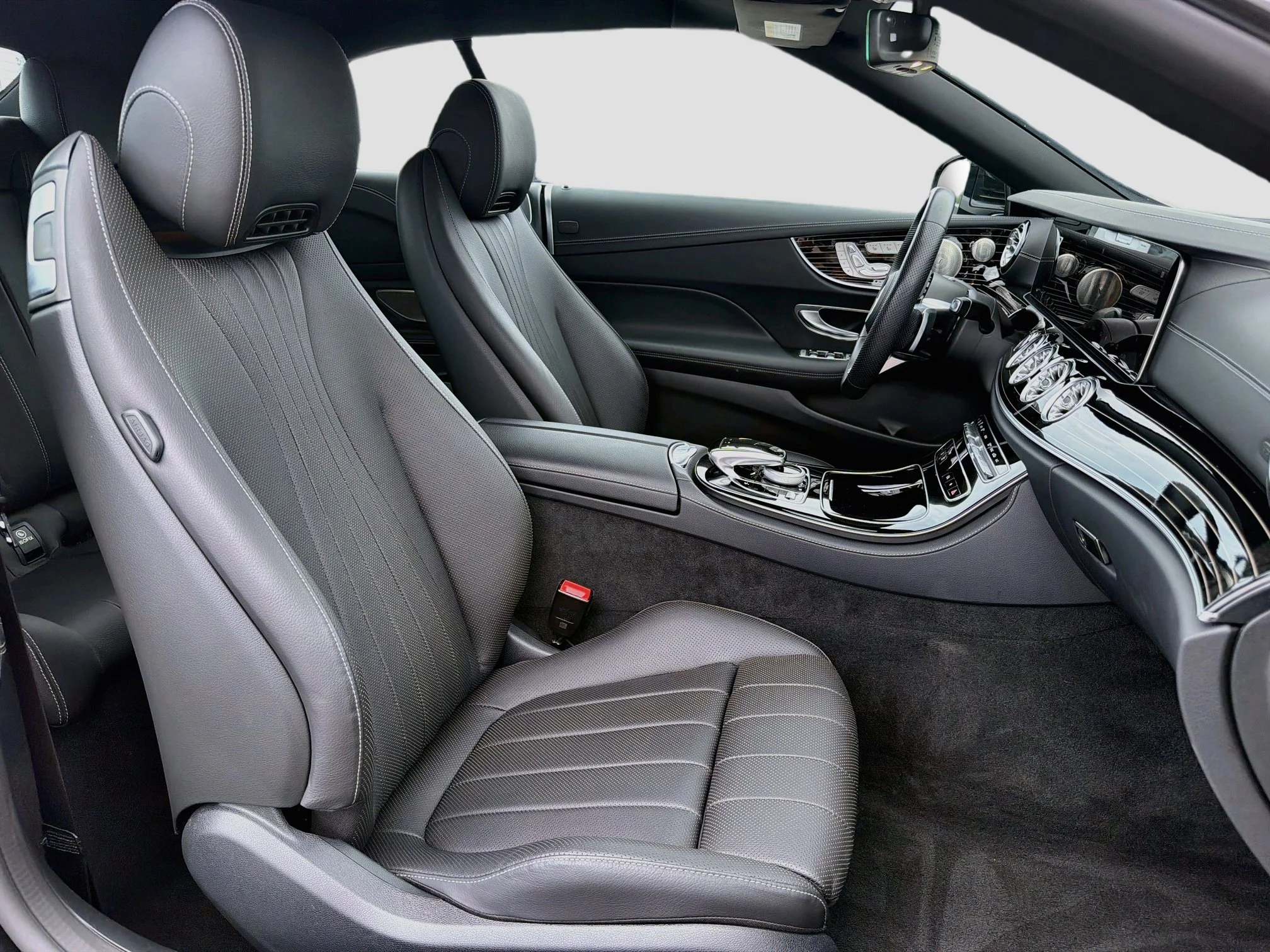 2023 Mercedes-Benz E-Class E450 - Photo 16