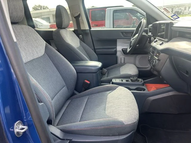Used 2023 Blue Ford XLT image 4