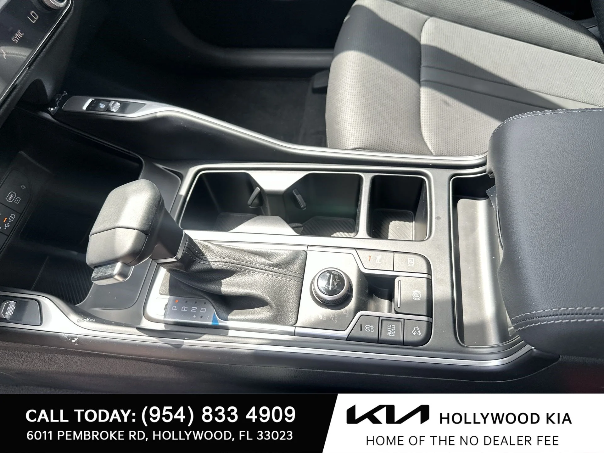 New 2026 Glacial White Pearl Kia X-Line EX AWD image 23